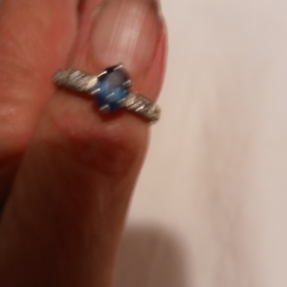 Sapphire. Ring